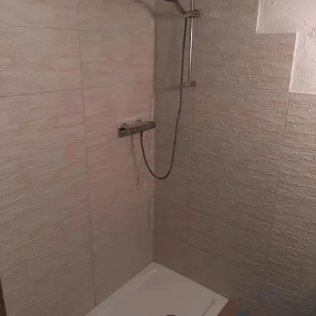 Il Torrente Dell'envers La Salle